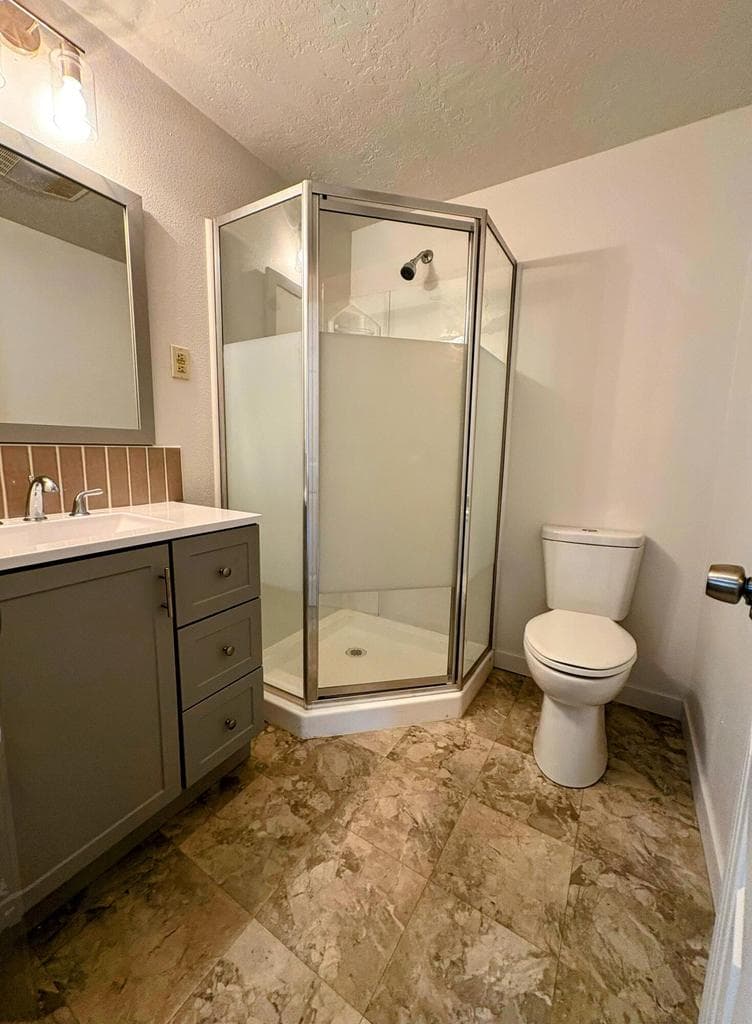 Photo of 52244 Huntington Road 14 of 34