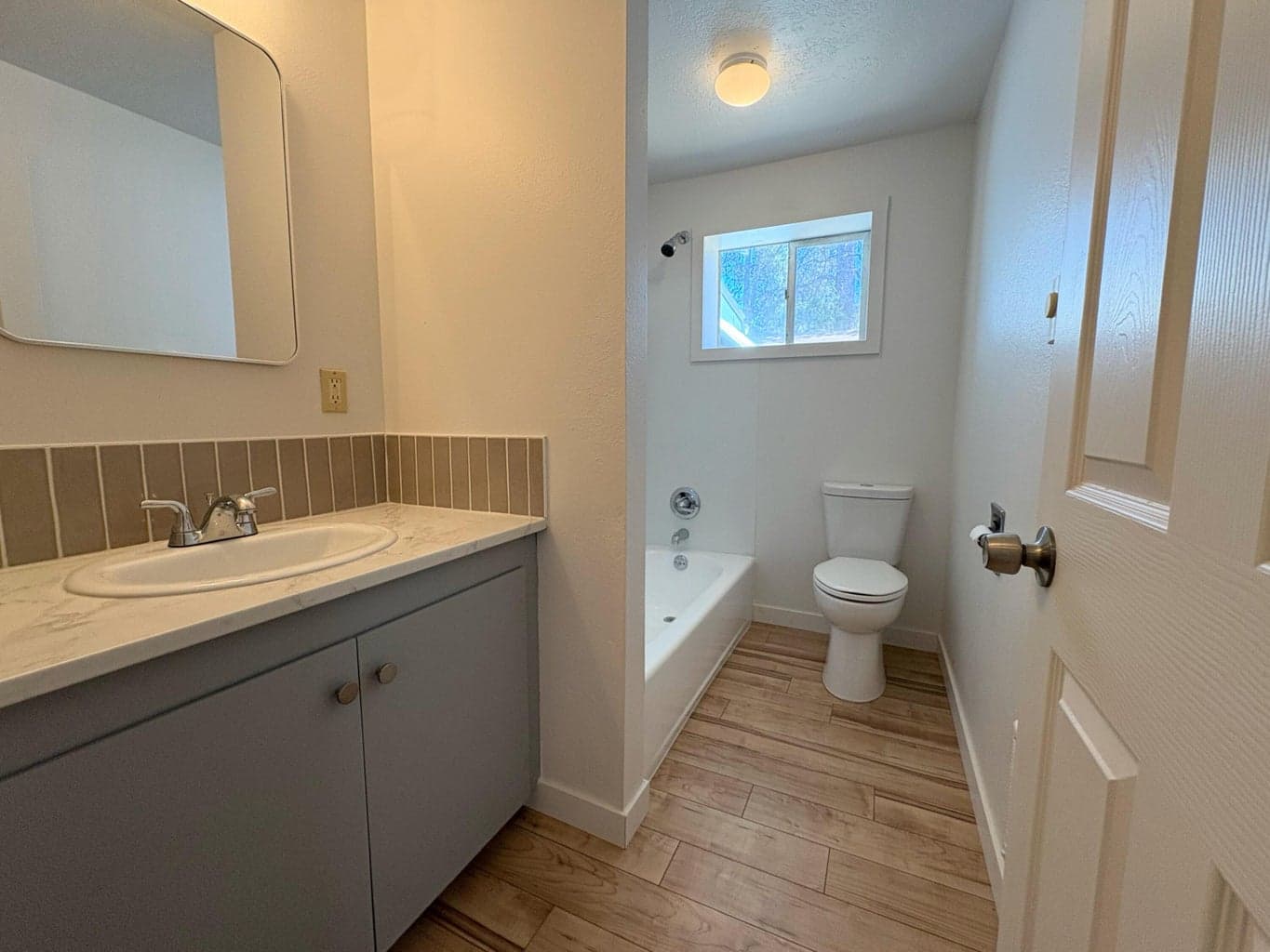 Photo of 52244 Huntington Road 18 of 34