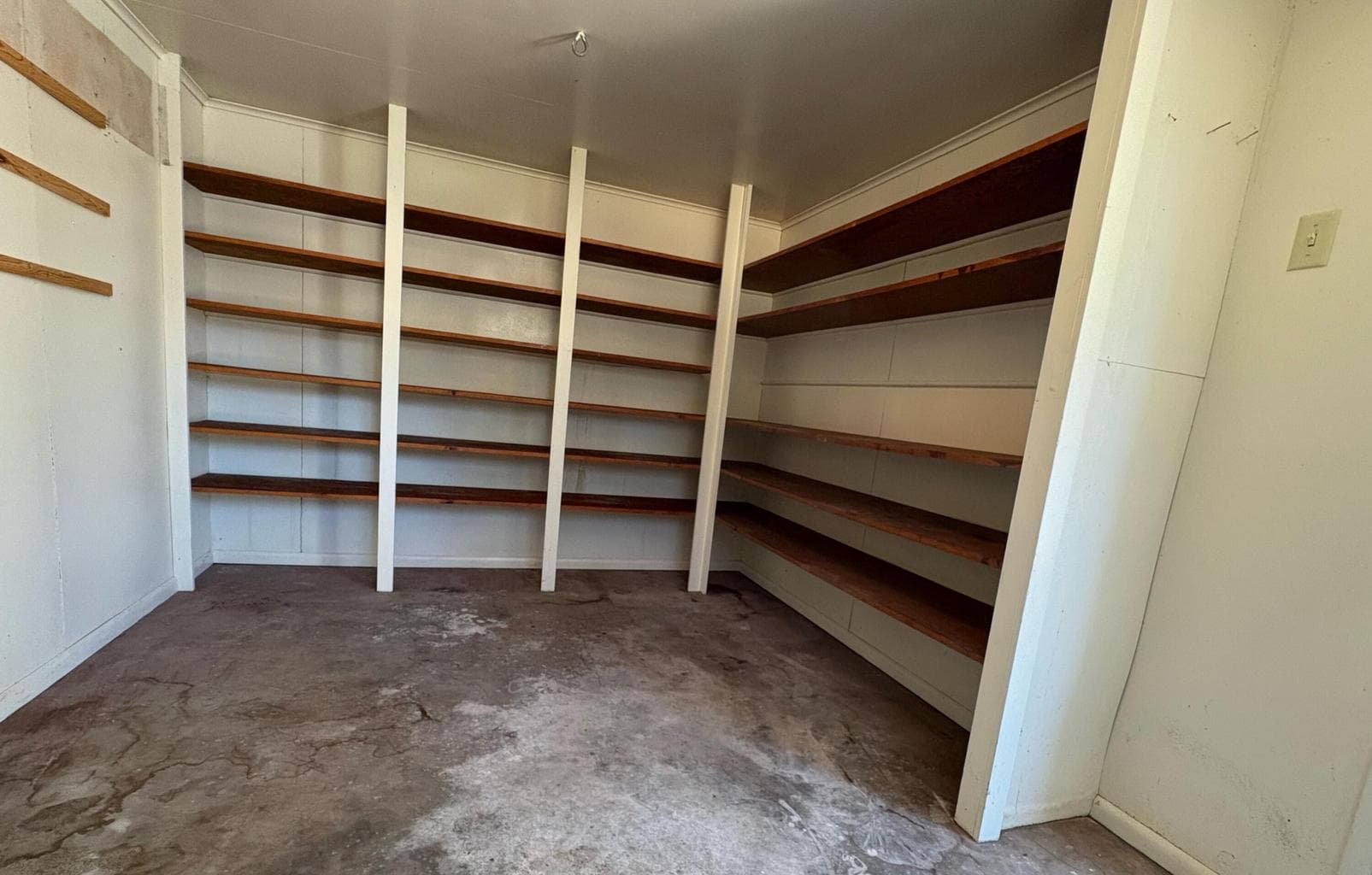 Photo of 52244 Huntington Road 33 of 34