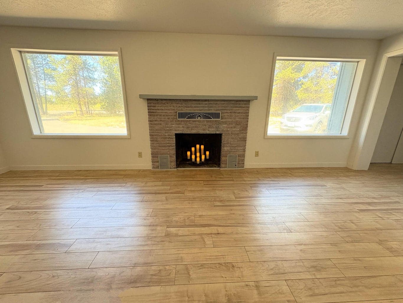 Photo of 52244 Huntington Road 8 of 34