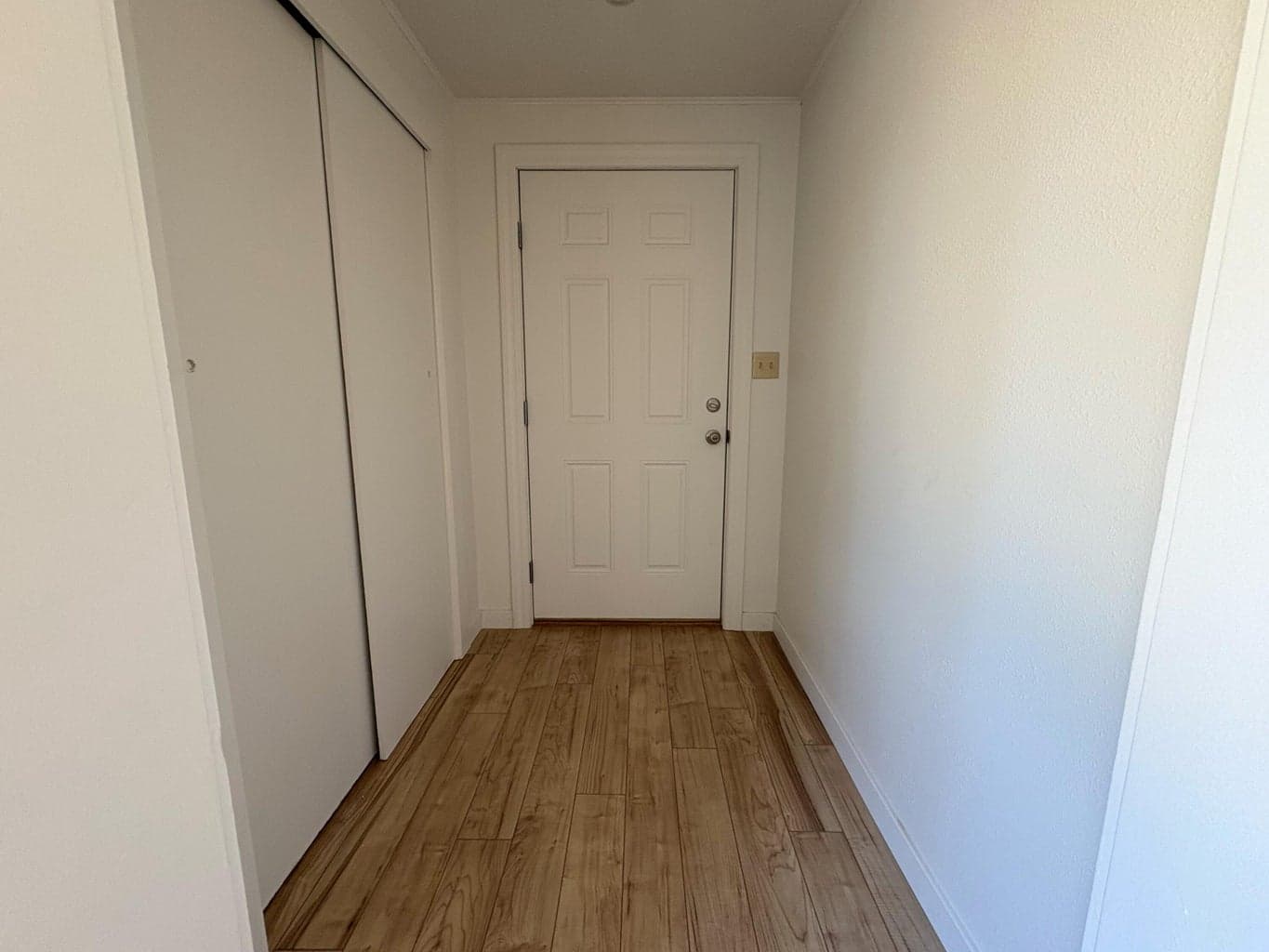 Photo of 52244 Huntington Road 5 of 34
