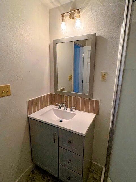 Photo of 52244 Huntington Road 15 of 34