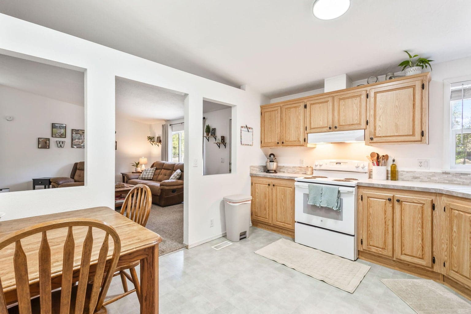 Photo of 16133 Del Pino Drive 13 of 36