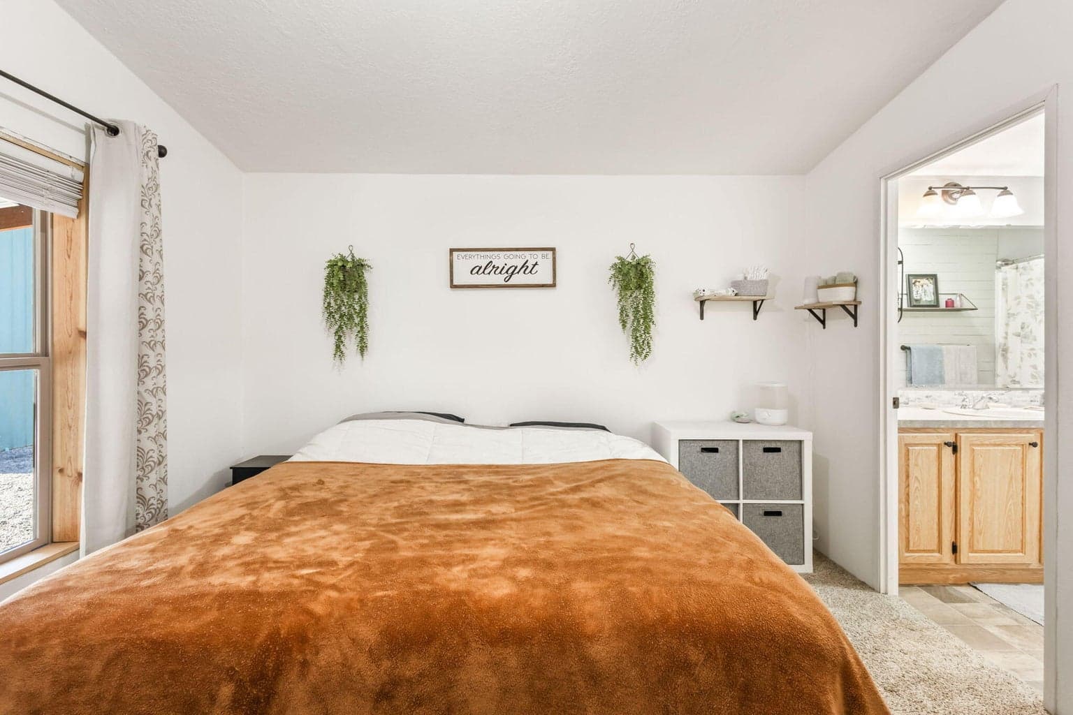 Photo of 16133 Del Pino Drive 15 of 36