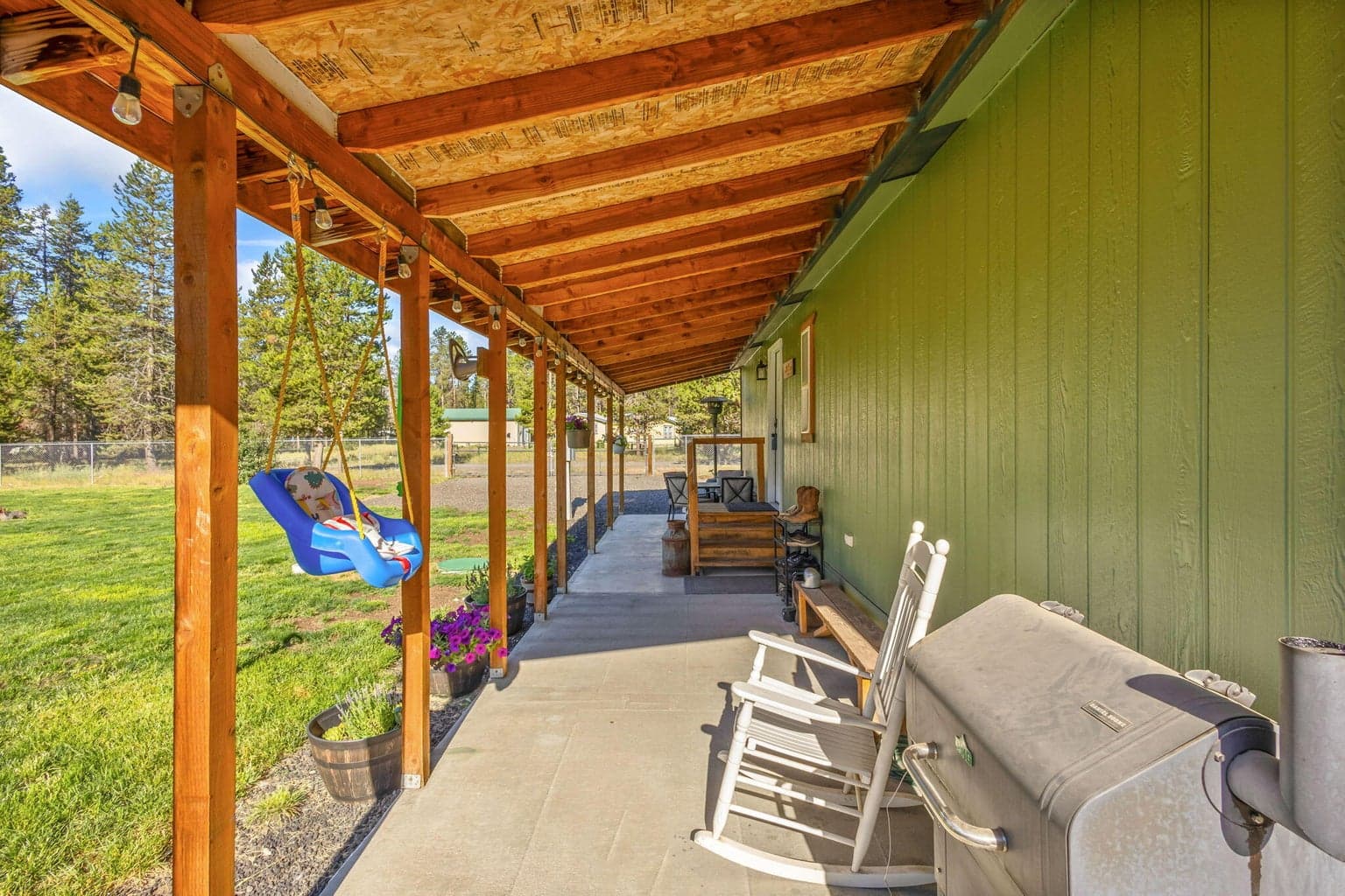 Photo of 16133 Del Pino Drive 23 of 36