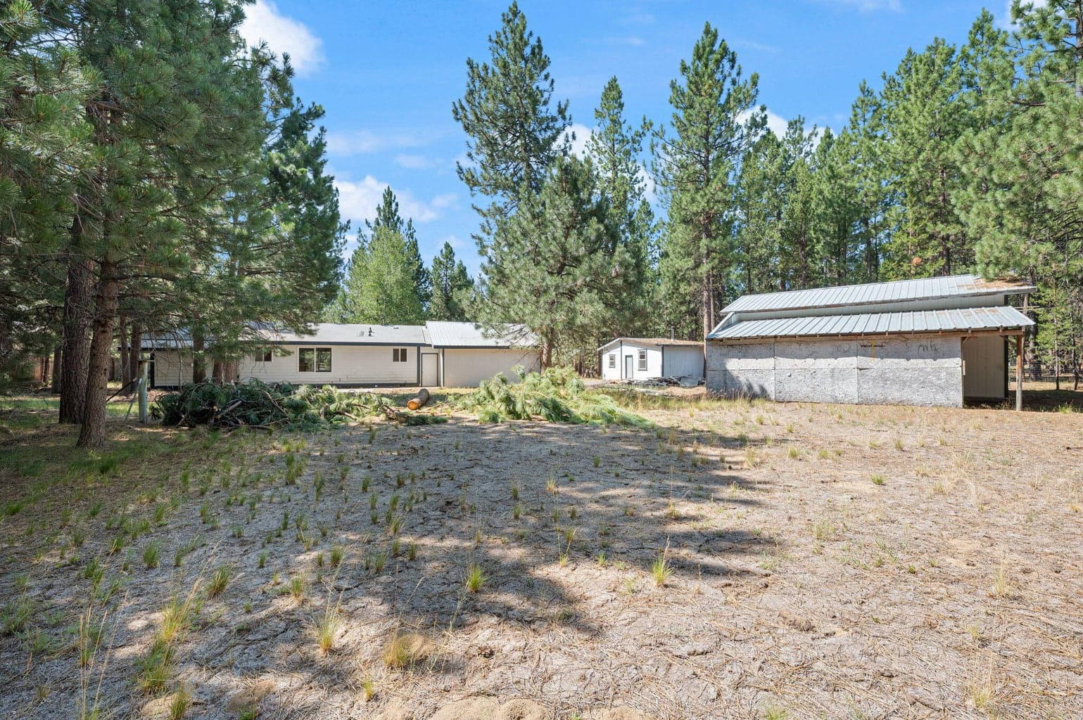 Photo of 15660 Woodgreen Court 35 of 39