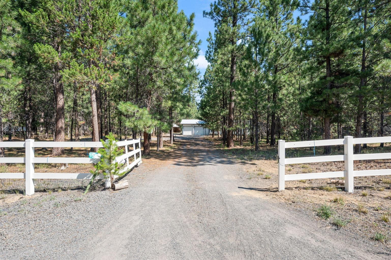 Photo of 15660 Woodgreen Court 30 of 39