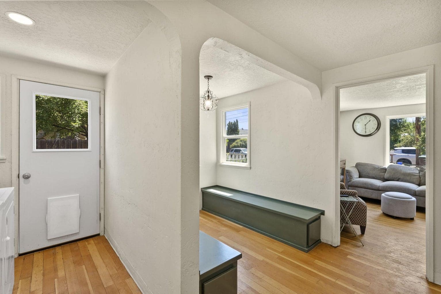 Photo of 635 NW 2nd Street 20 of 23