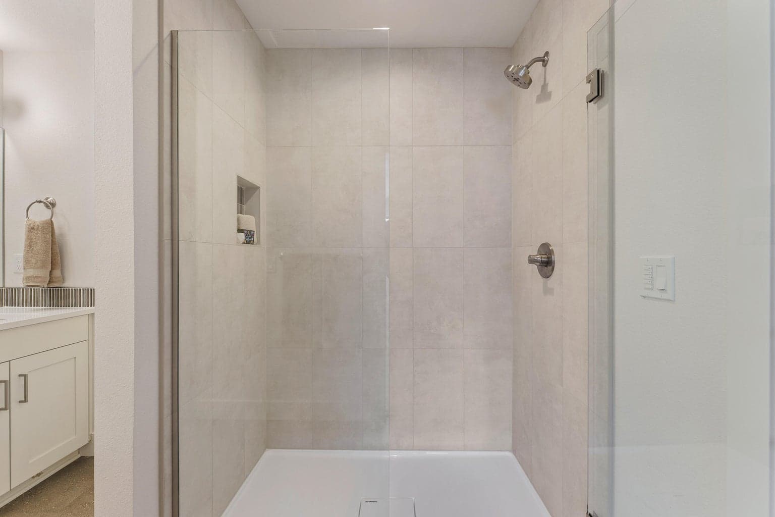 Photo of 21170 NE Beall Drive 33 of 42
