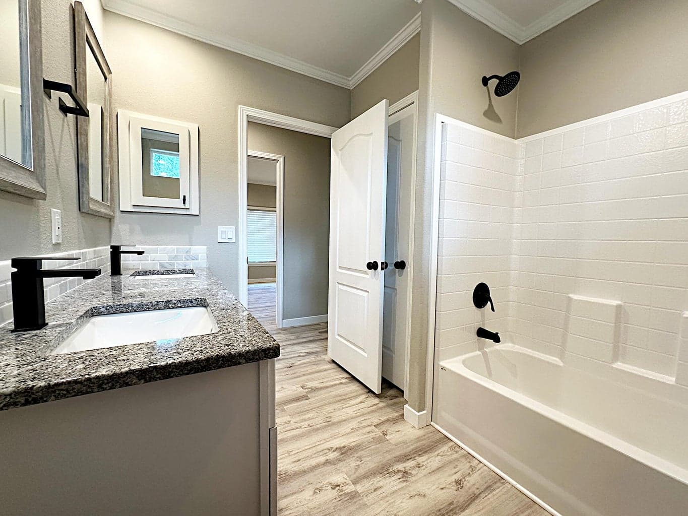 Photo of 61170 Chuckanut Drive 28 of 45