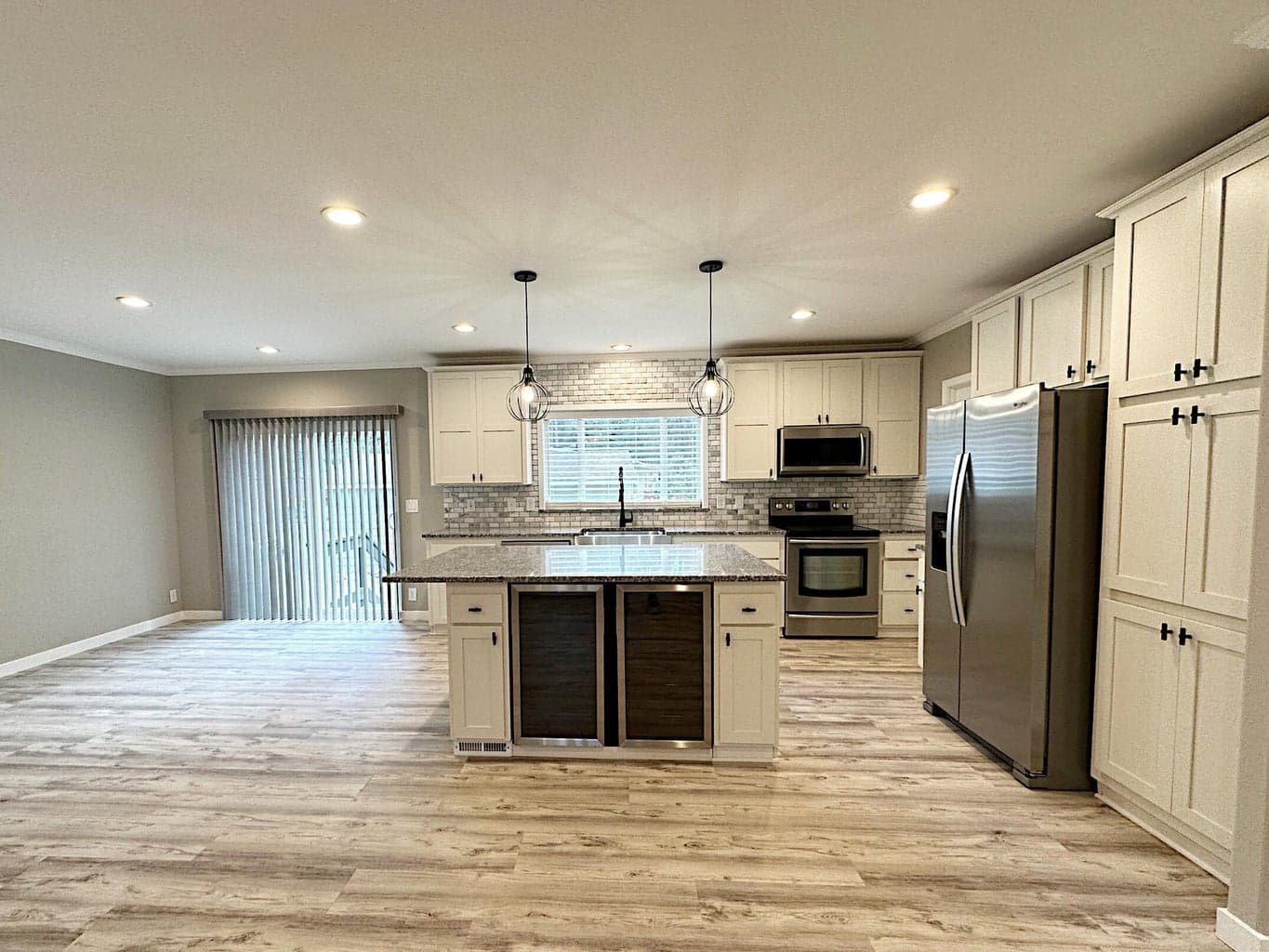 Photo of 61170 Chuckanut Drive 9 of 45