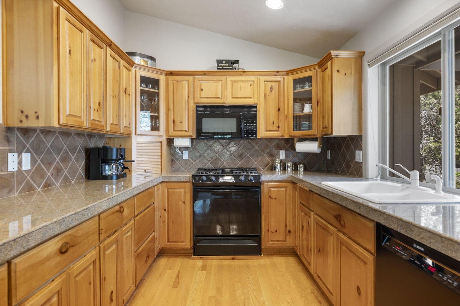 Photo of 57657 Red Cedar Lane 22 of 59