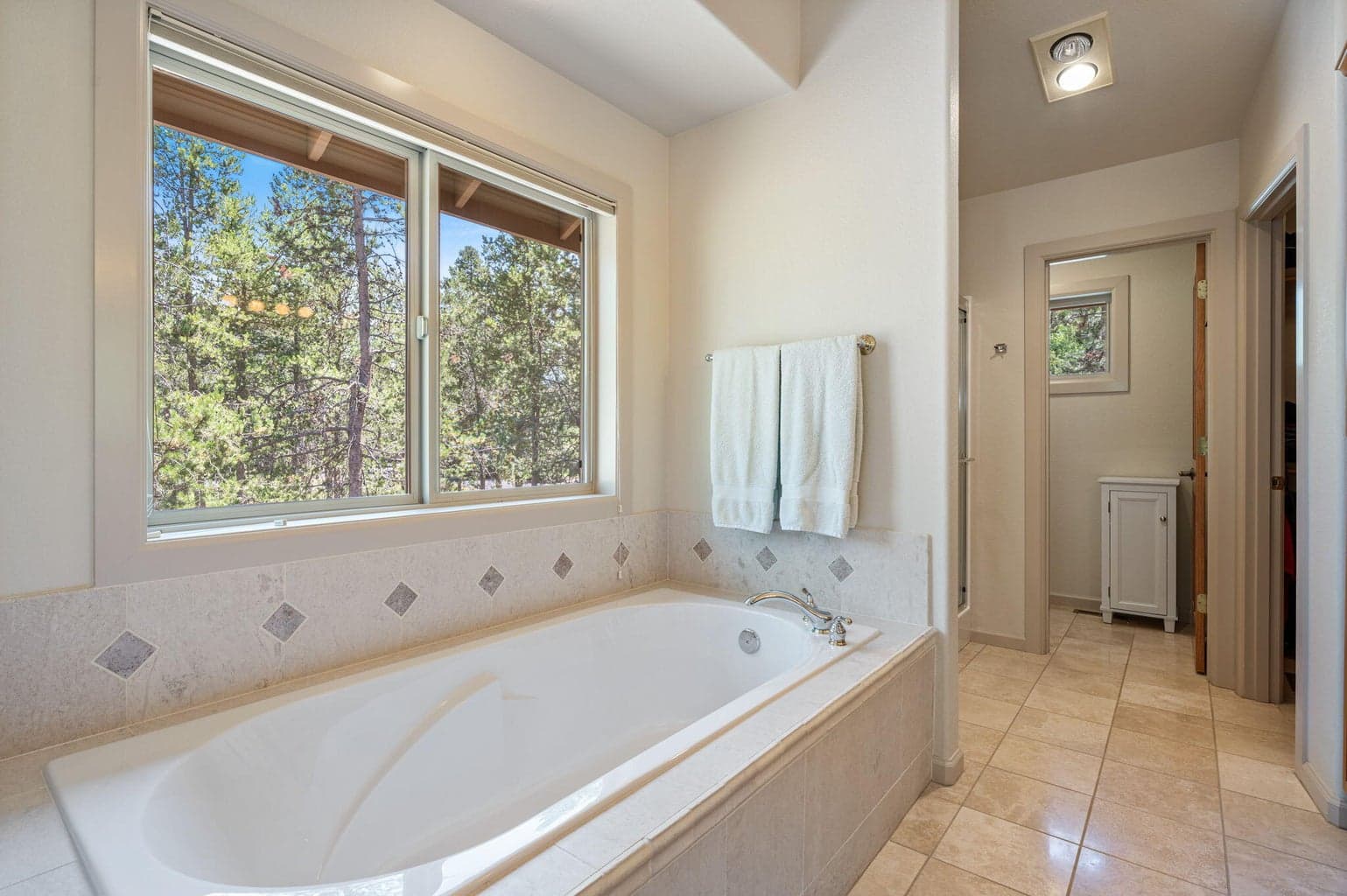 Photo of 57657 Red Cedar Lane 33 of 59