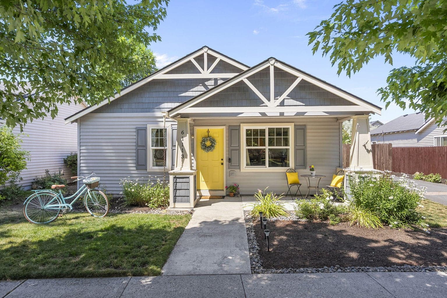 Photo of 61113 Larkspur 1 of 25