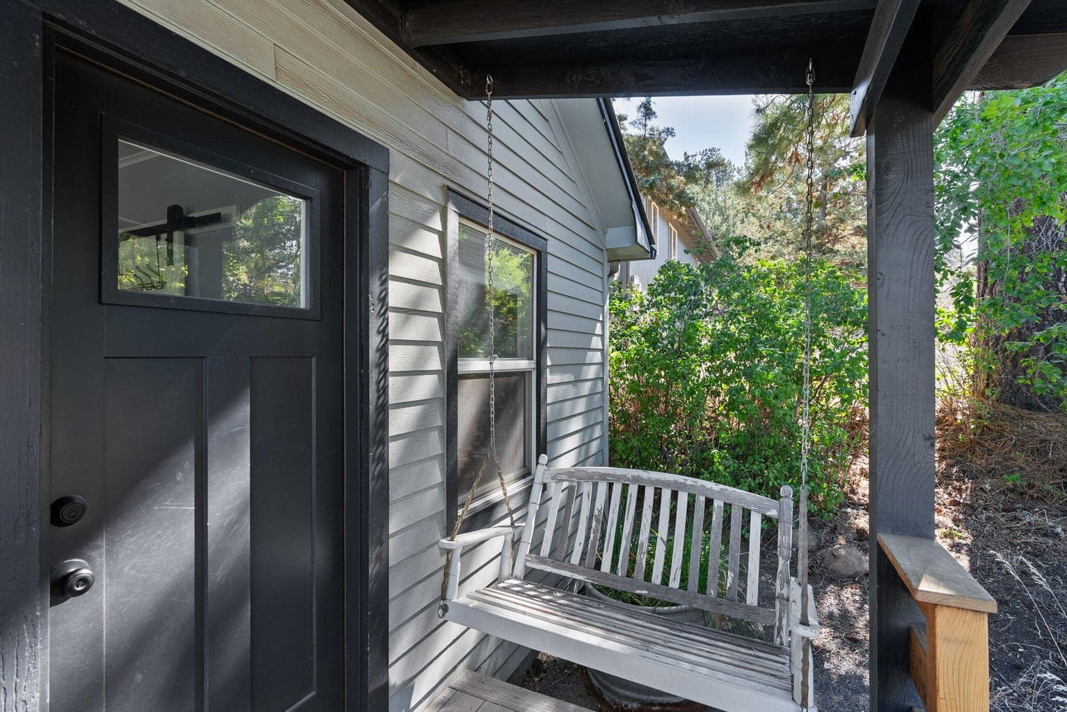 Photo of 664 NE Quimby Avenue 6 of 53