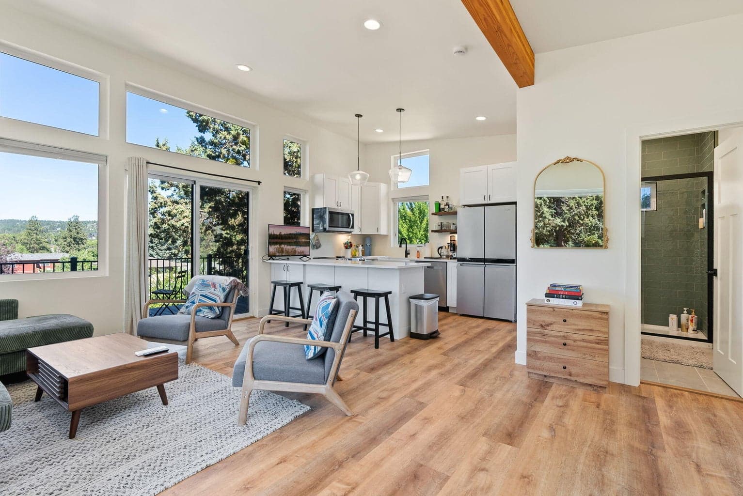 Photo of 664 NE Quimby Avenue 35 of 53