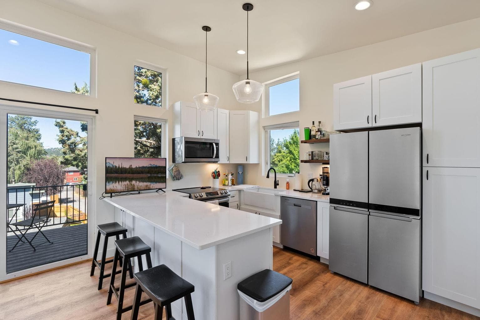 Photo of 664 NE Quimby Avenue 36 of 53