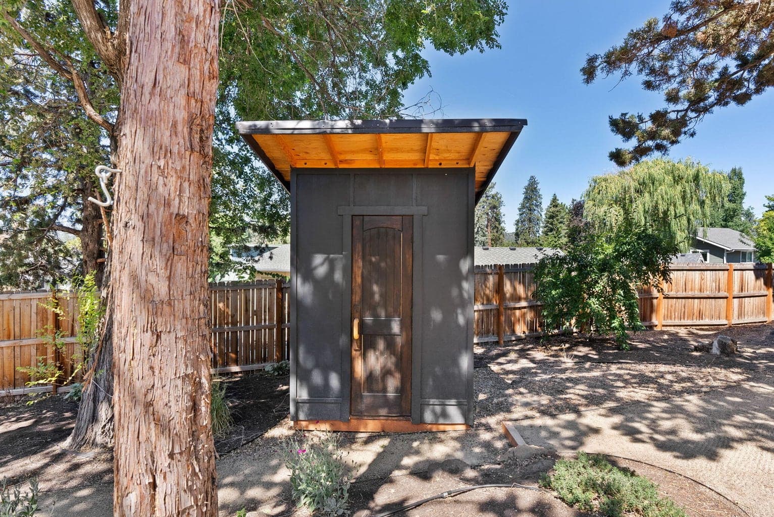 Photo of 664 NE Quimby Avenue 31 of 53