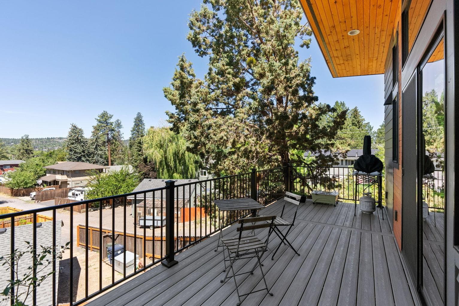 Photo of 664 NE Quimby Avenue 39 of 53