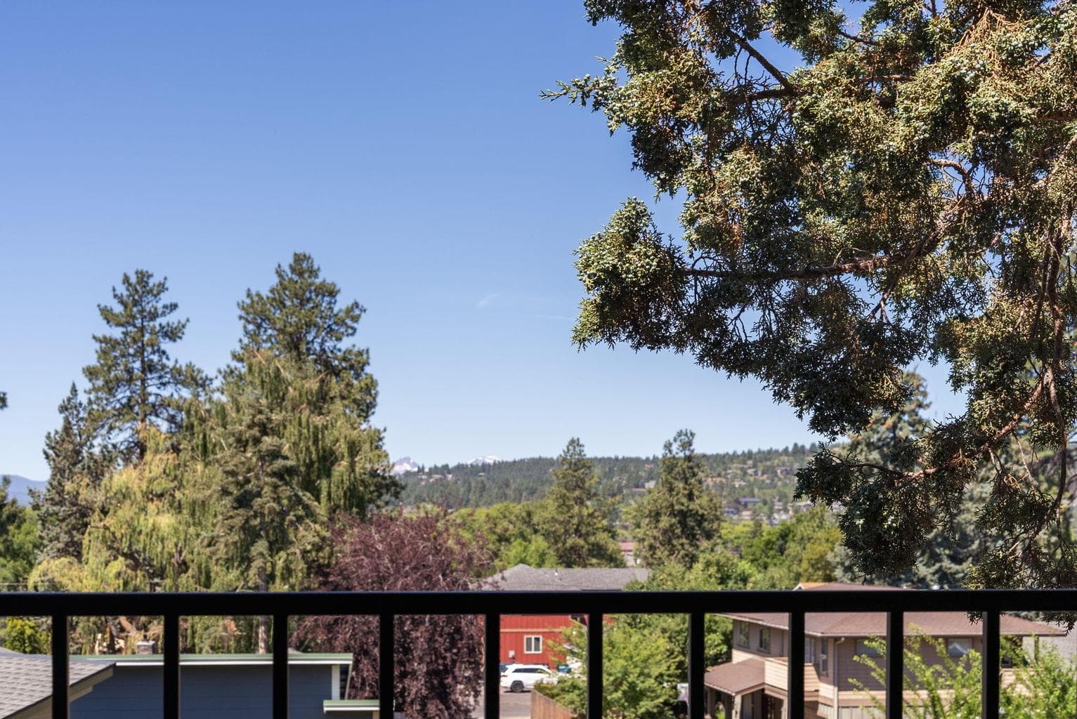 Photo of 664 NE Quimby Avenue 42 of 53