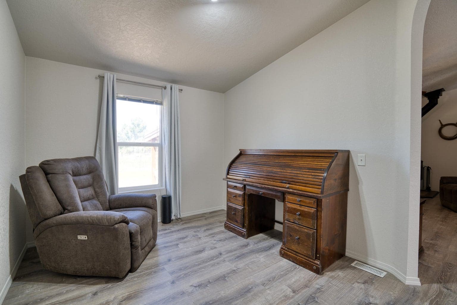 Photo of 5403 NE Wainwright Road 25 of 39
