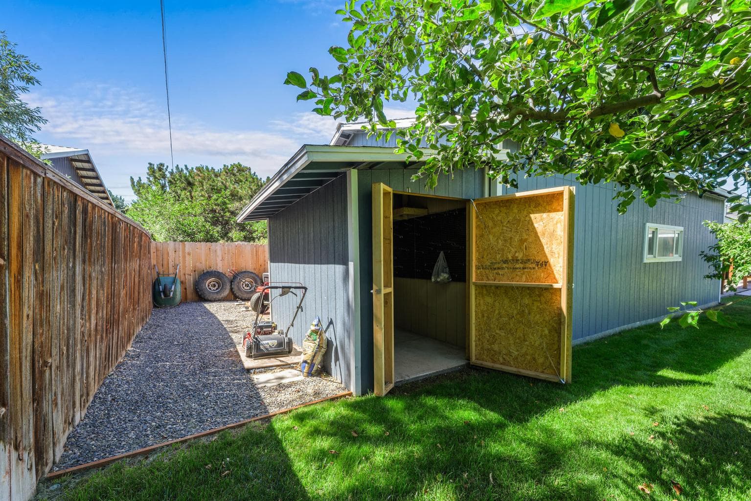 Photo of 552 SE Holly Street 25 of 28
