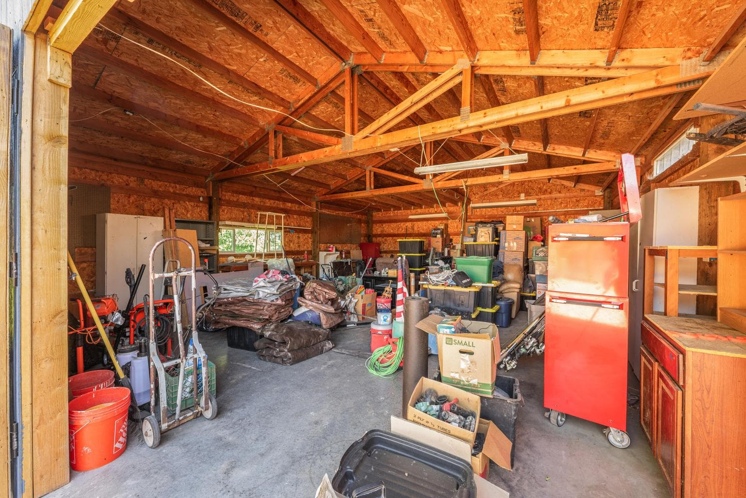 Photo of 552 SE Holly Street 24 of 28