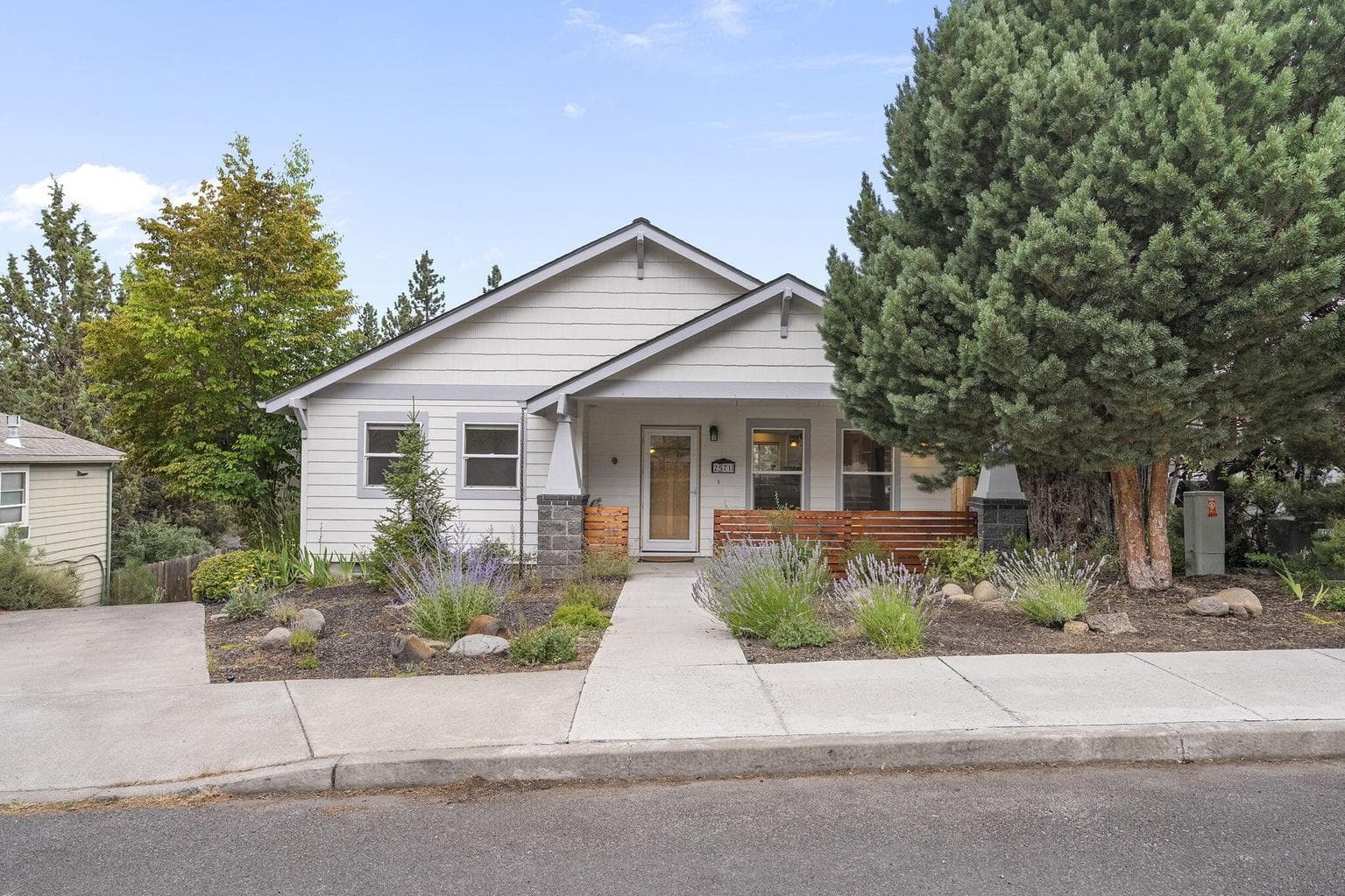 Photo of 2571 Monterey Pines 1 of 33