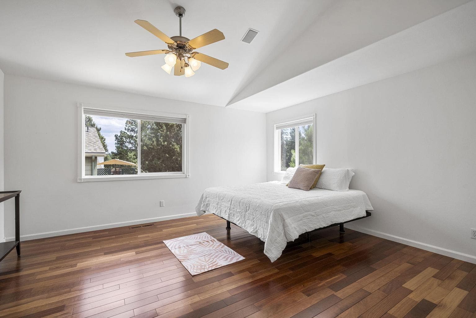 Photo of 2571 NW Monterey Pines Drive 14 of 33