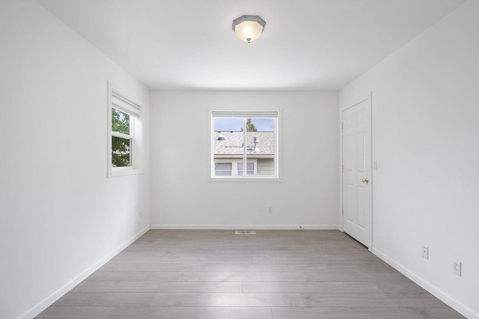 Photo of 2571 NW Monterey Pines Drive 20 of 33