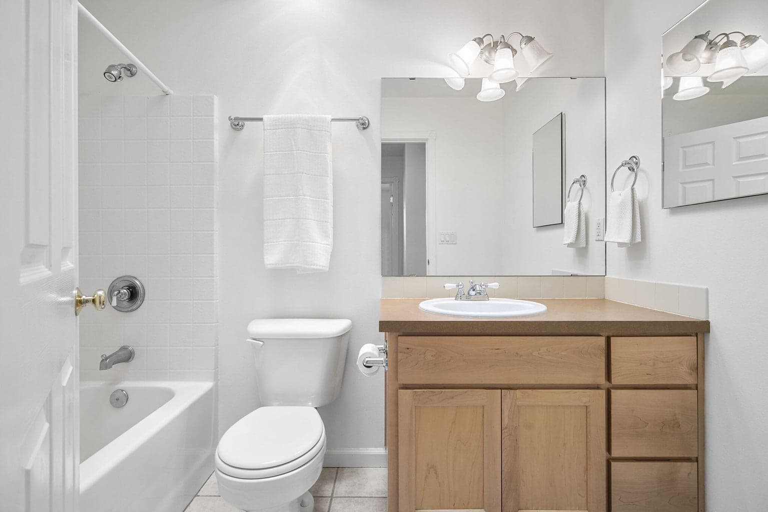 Photo of 2571 NW Monterey Pines Drive 21 of 33