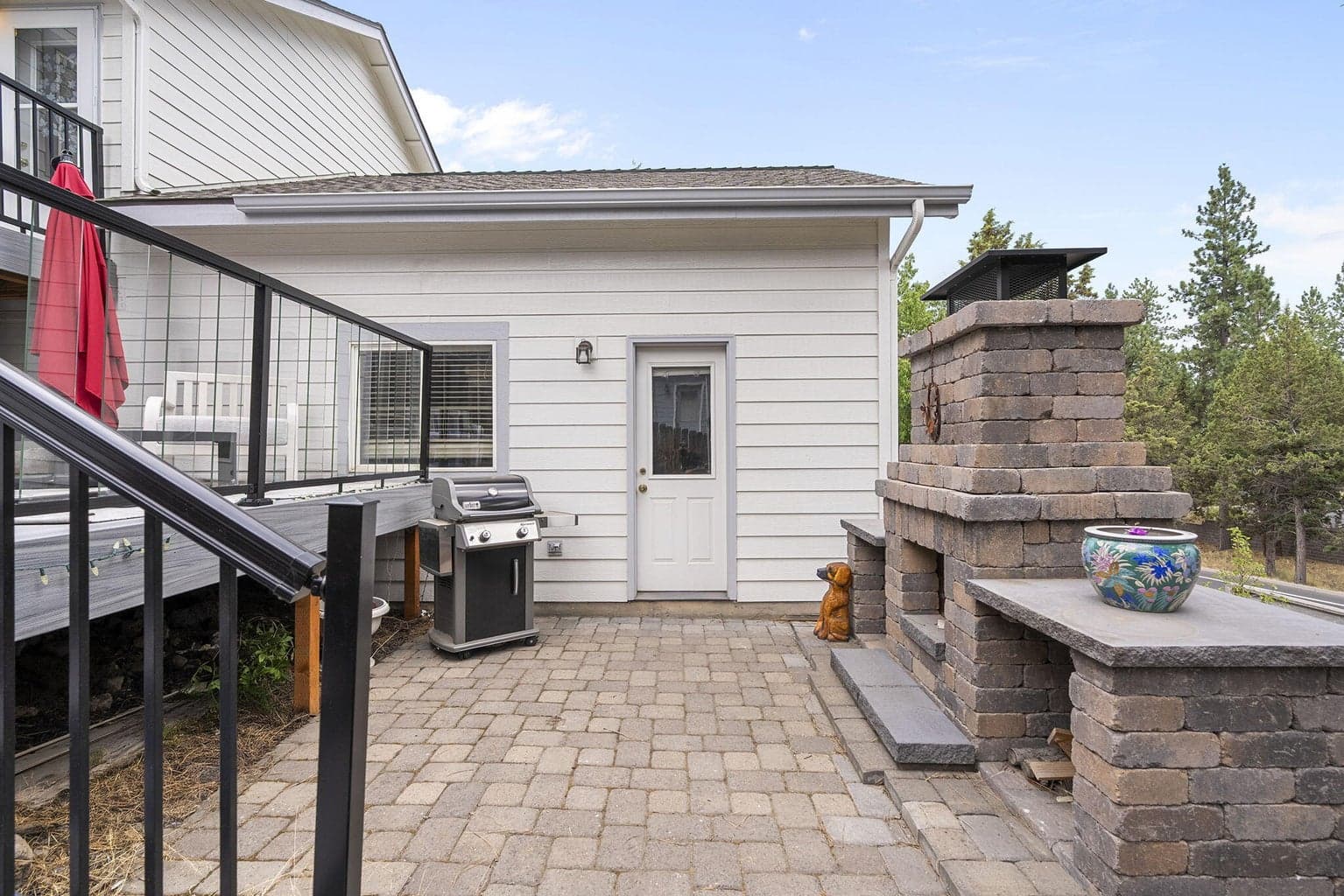 Photo of 2571 NW Monterey Pines Drive 25 of 33