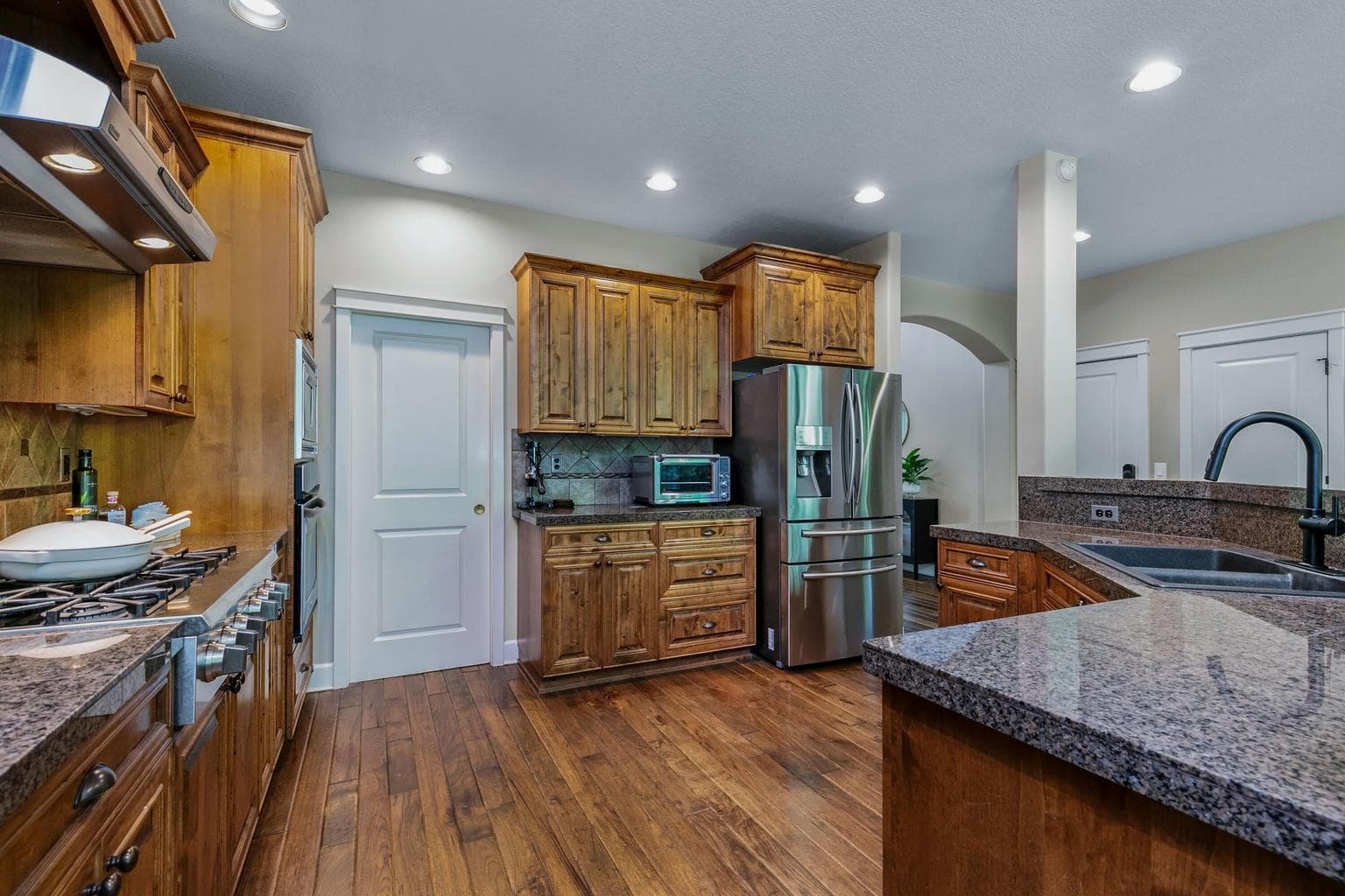 Photo of 20548 Jacklight 4 of 32