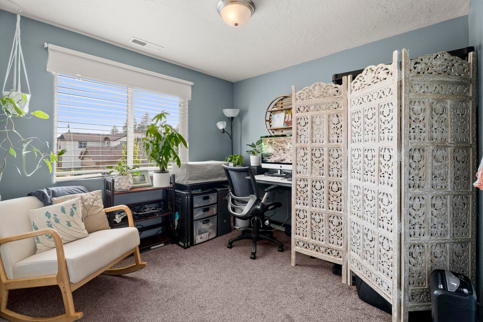 Photo of 560 SE Gleneden Place 19 of 32