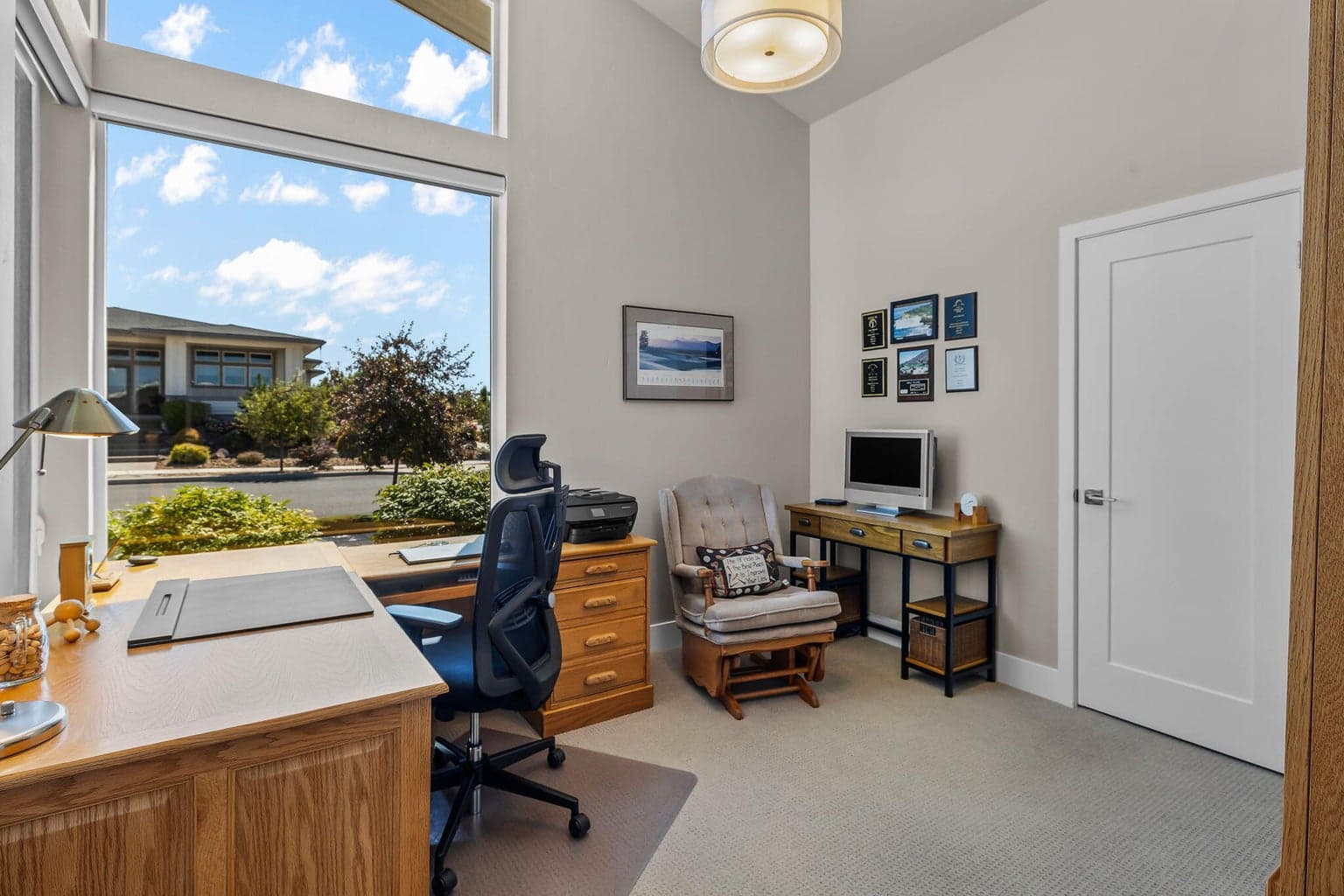 Photo of 3573 SW 44th Street 11 of 75