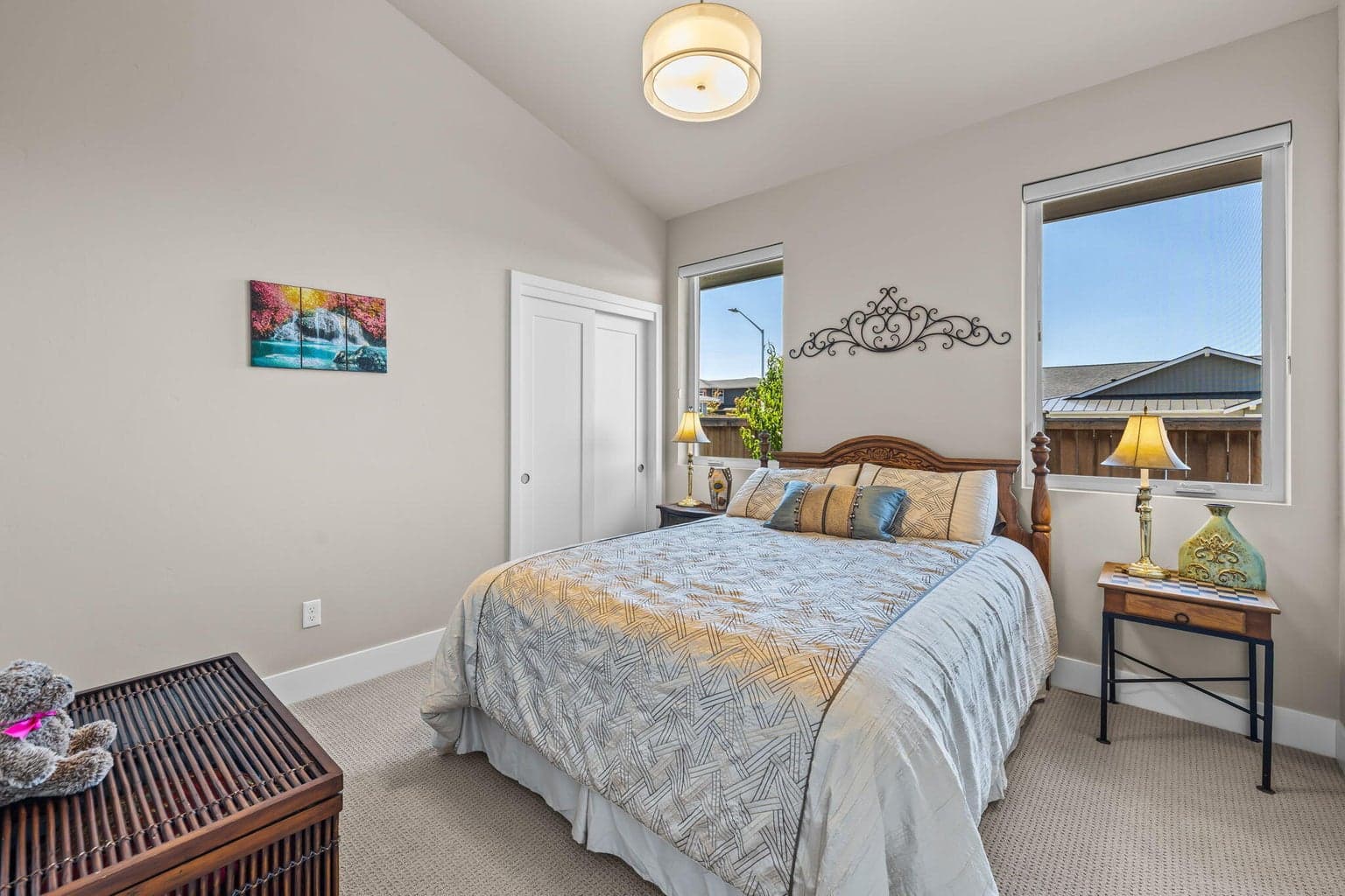 Photo of 3573 SW 44th Street 12 of 75
