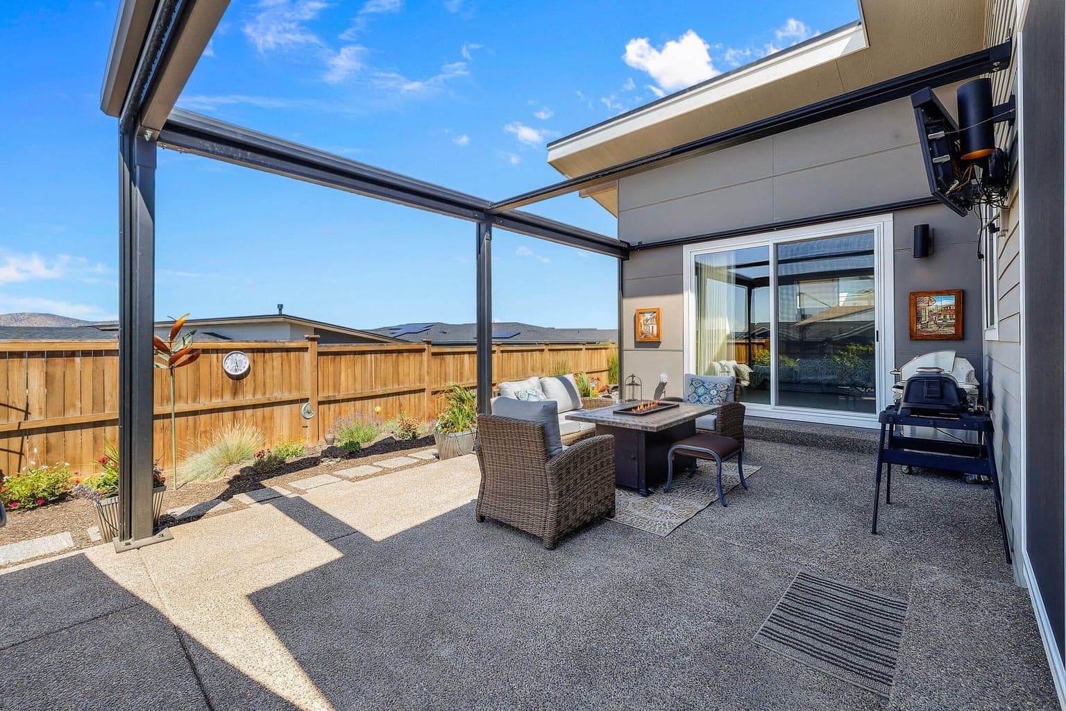 Photo of 3573 SW 44th Street 37 of 75