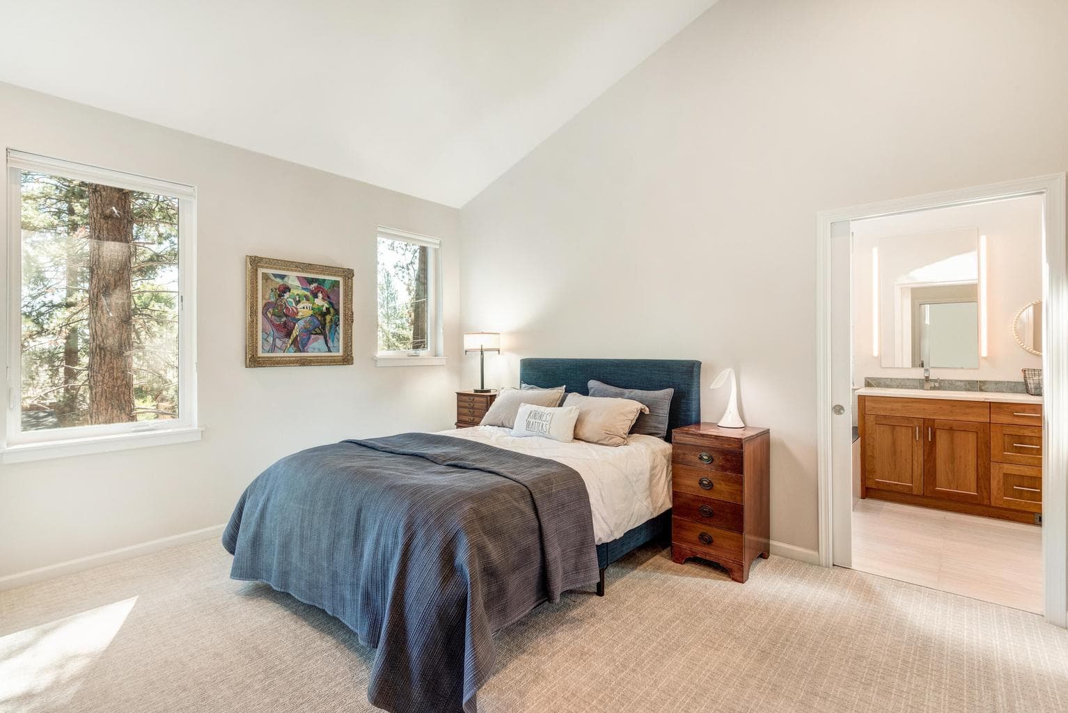 Photo of 1511 NW Jacksonville Avenue 17 of 32