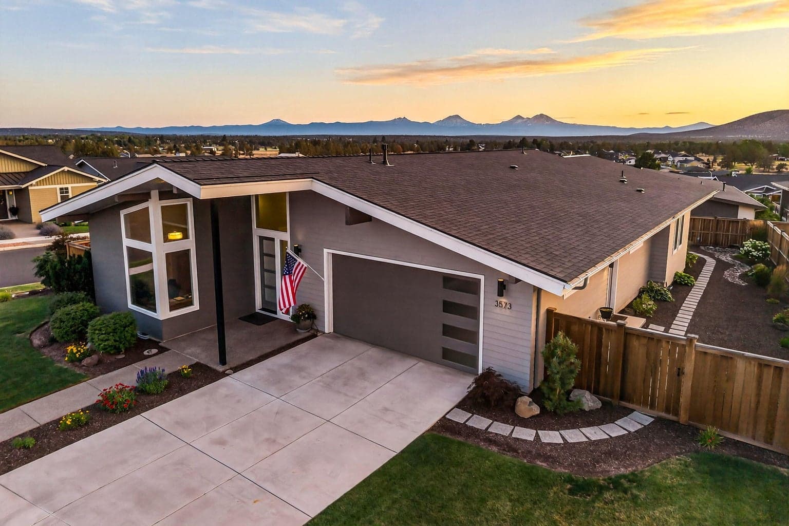 Photo of 3573 SW 44th Street 56 of 75