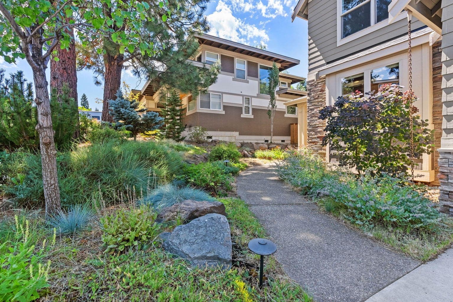 Photo of 2681 NW Nordeen Way 62 of 64