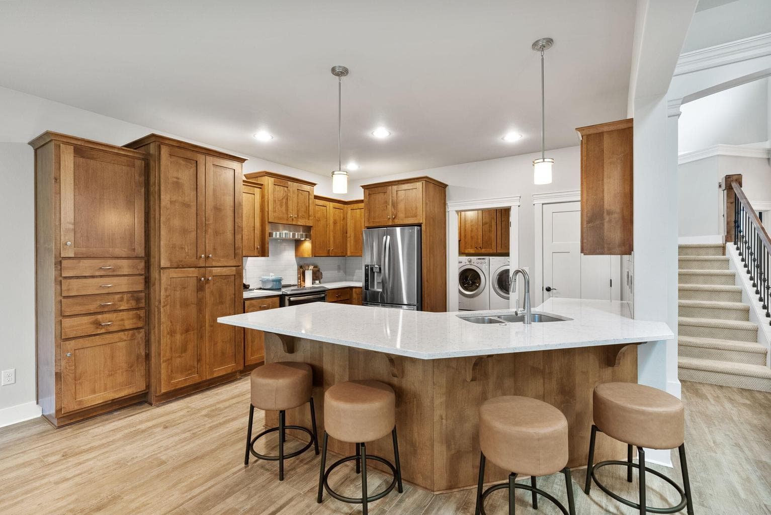 Photo of 2681 NW Nordeen Way 10 of 64