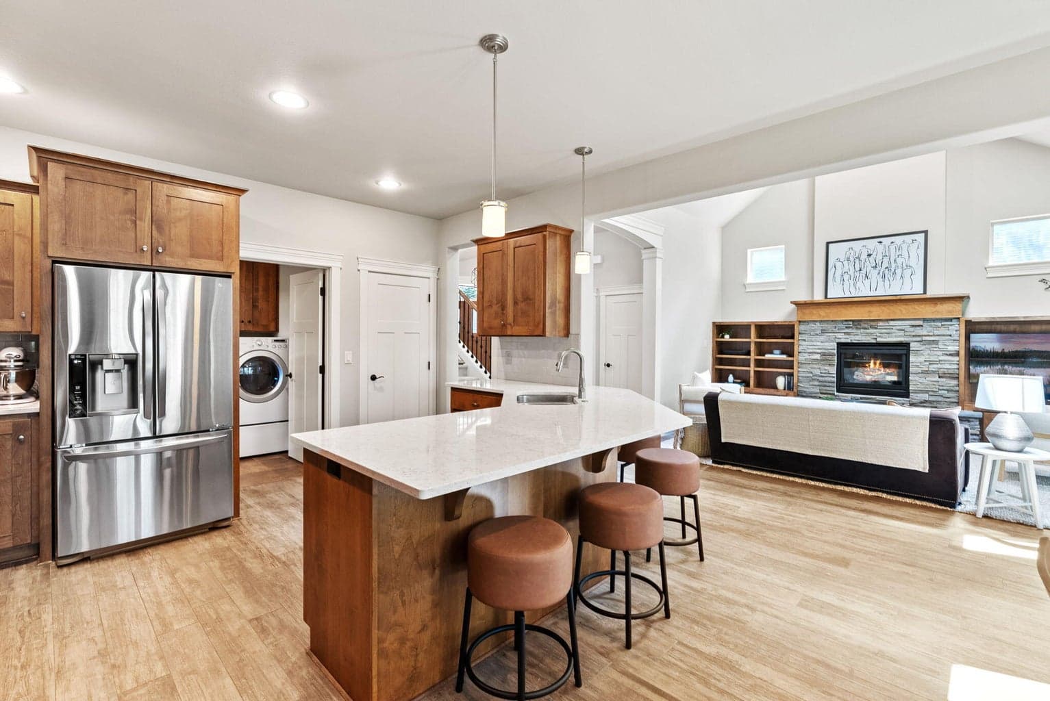 Photo of 2681 NW Nordeen Way 11 of 64