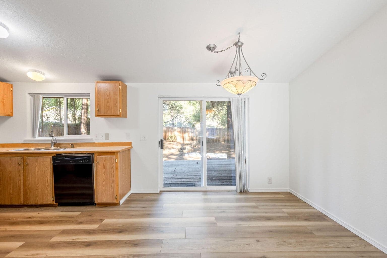 Photo of 59989 Hopi Road 8 of 48