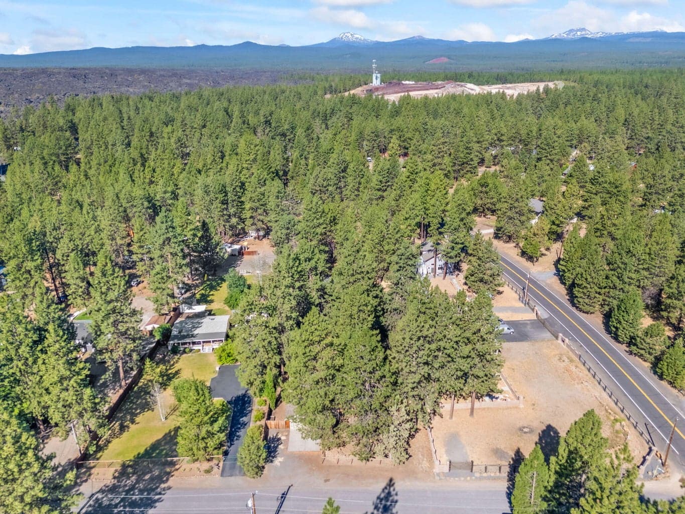 Photo of 59989 Hopi Road 41 of 48