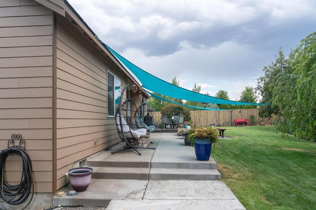 Photo of 2943 SW 50th Street 49 of 59
