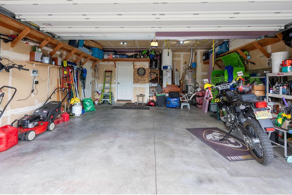 Photo of 2943 SW 50th Street 55 of 59