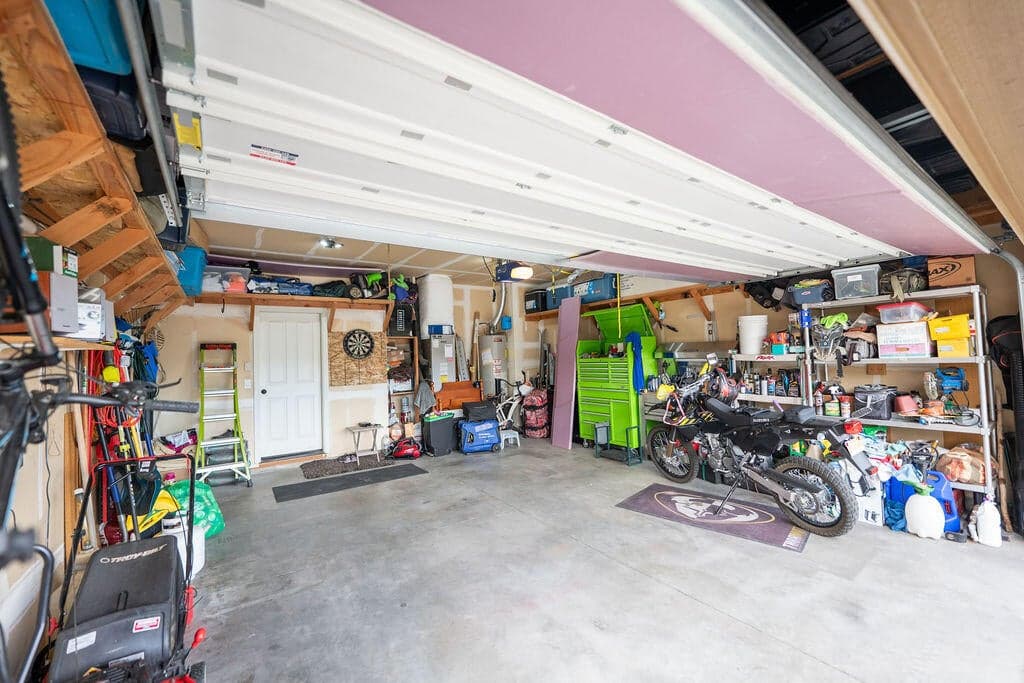 Photo of 2943 SW 50th Street 57 of 59