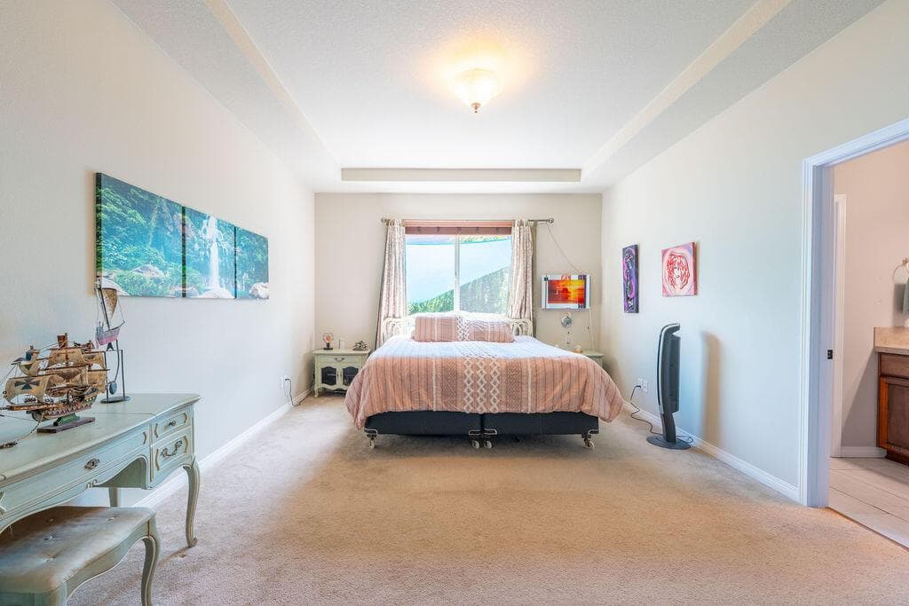 Photo of 2943 SW 50th Street 19 of 59