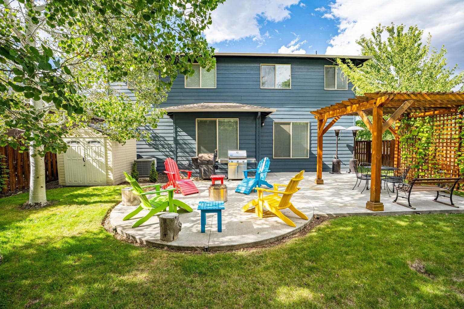 Photo of 2943 NE Dogwood Drive 41 of 50