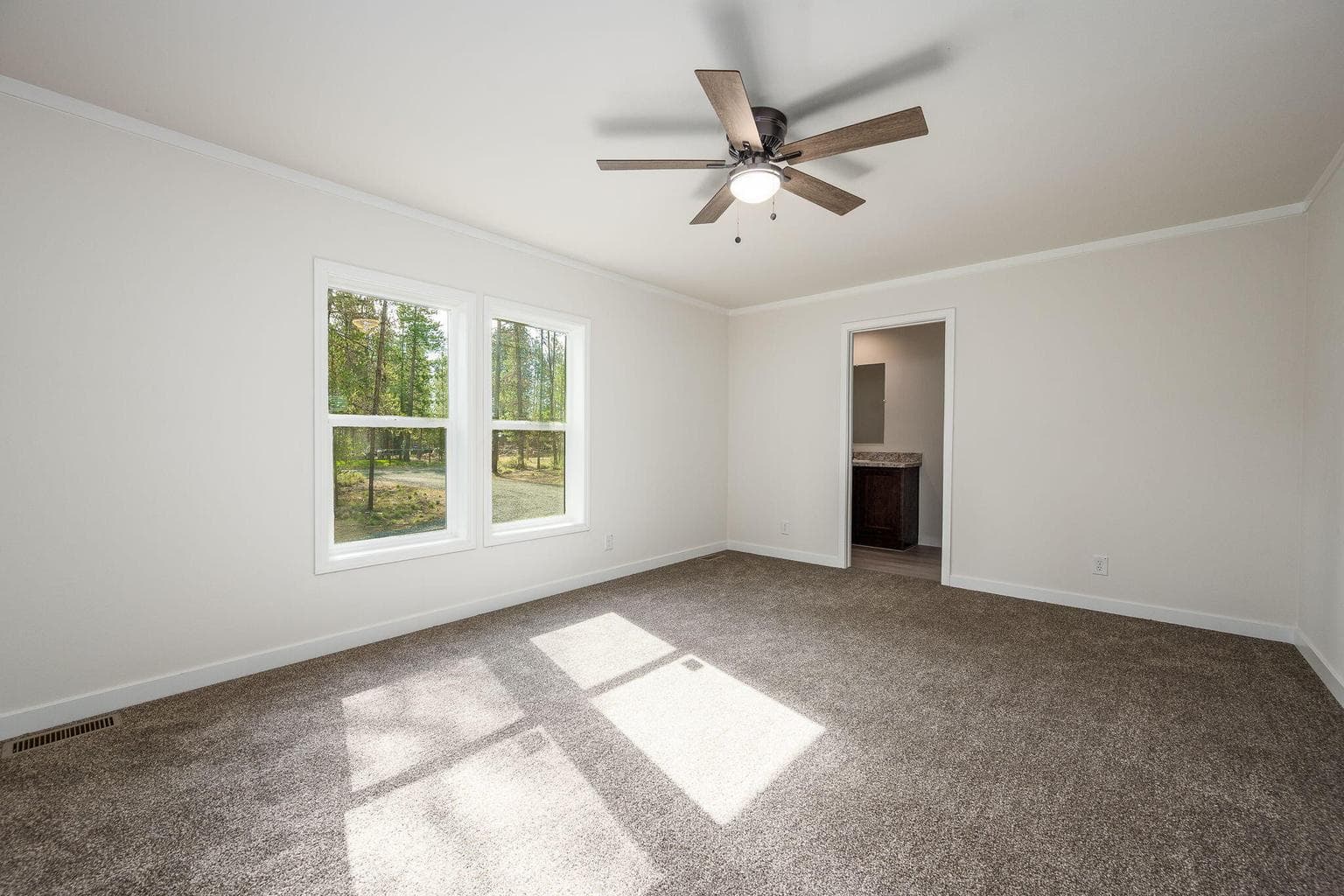 Photo of 52267 Caribou Road 19 of 39